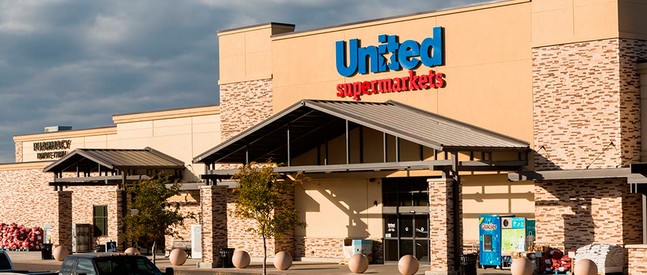 United Supermarkets Exterior, Slide